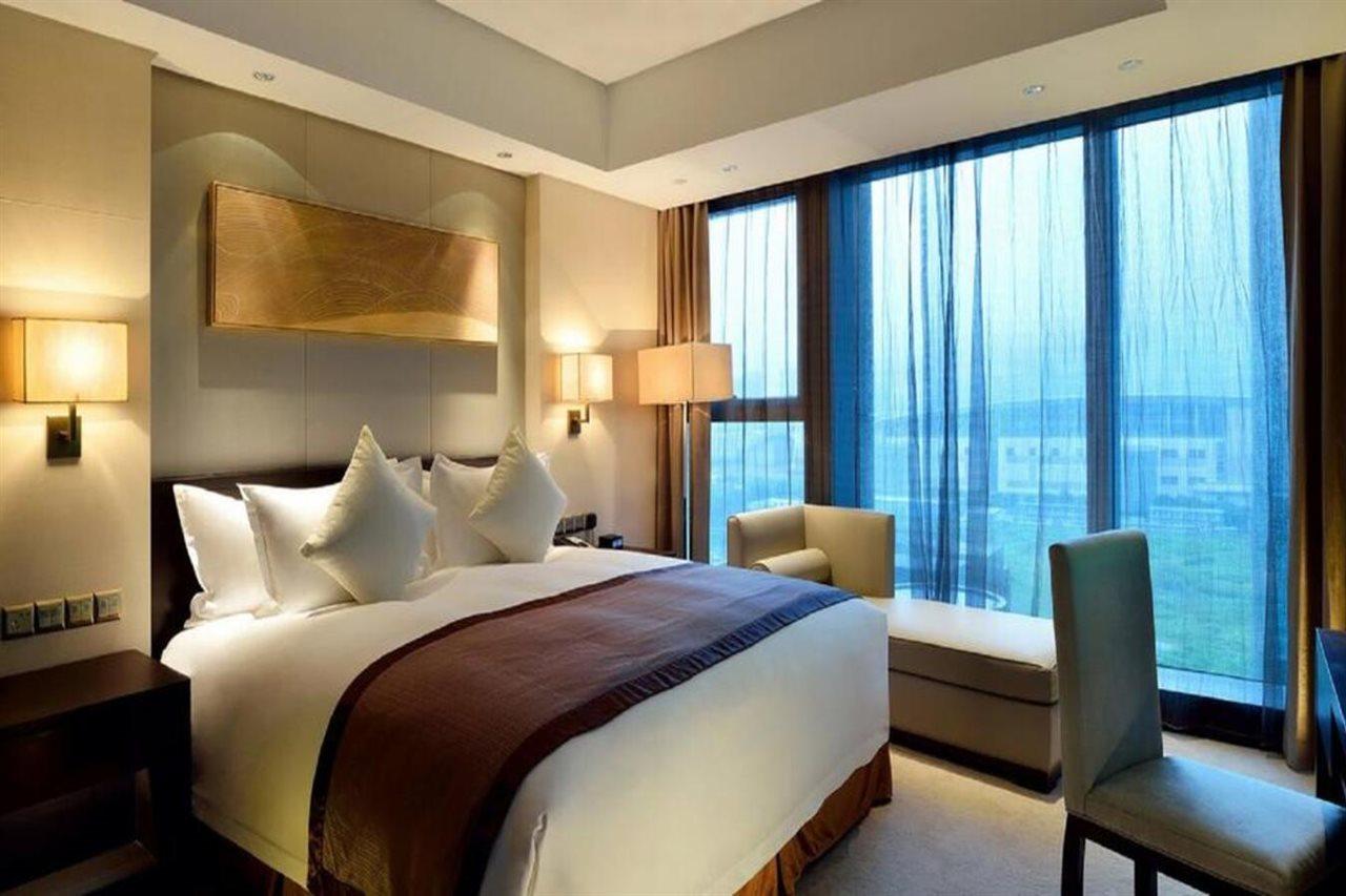 Howard Johnson Ifc Plaza Ningbo Exterior foto