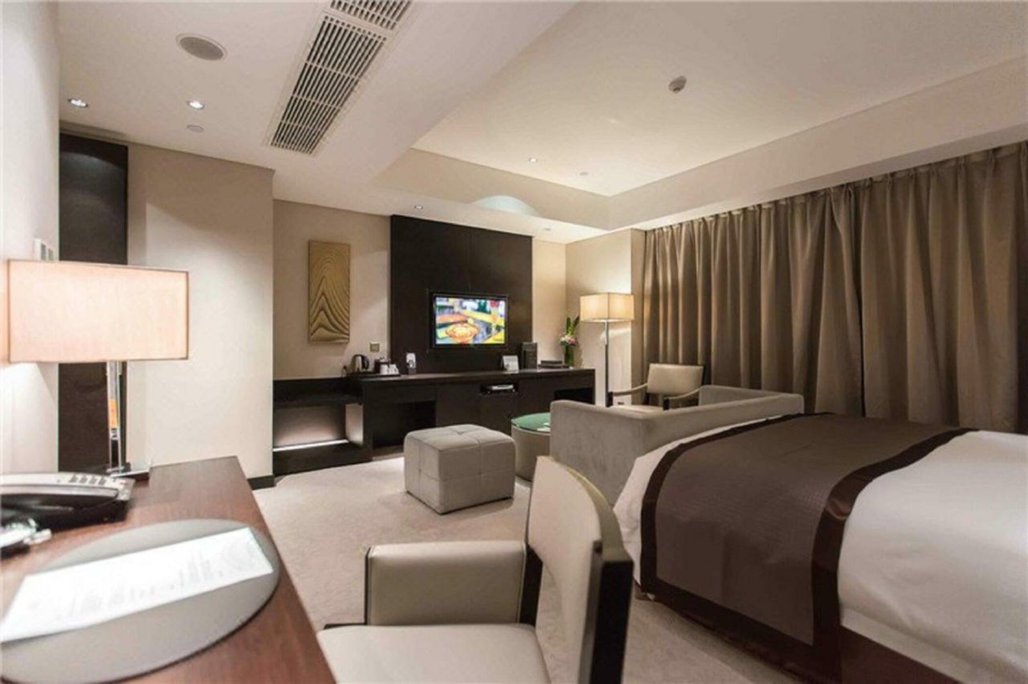 Howard Johnson Ifc Plaza Ningbo Exterior foto