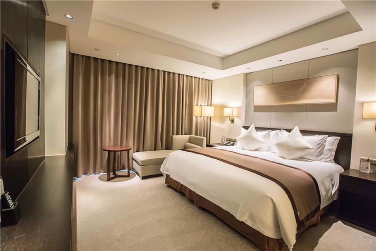 Howard Johnson Ifc Plaza Ningbo Exterior foto